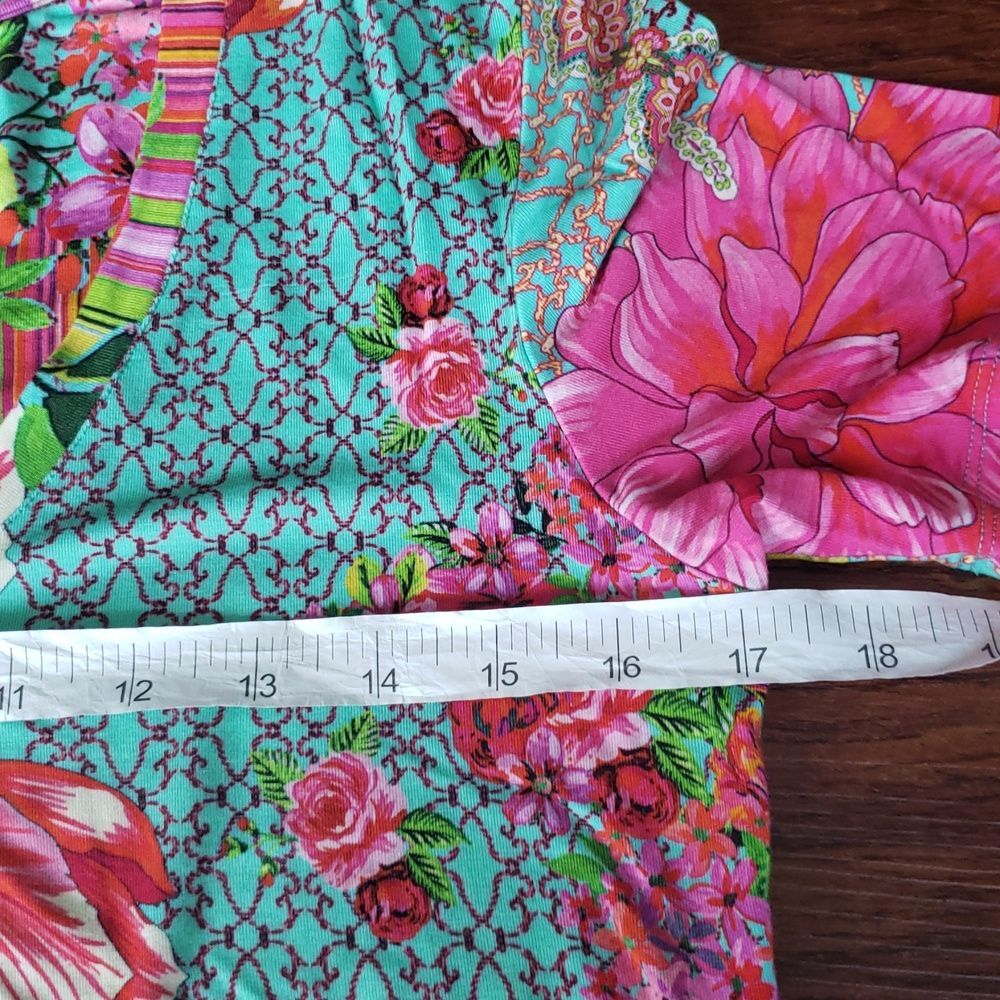Johnny Was Floral Chic Feminine Coquette Girl Edgy Bohemian V-Neck Top Size XS - Picture 3 of 7
